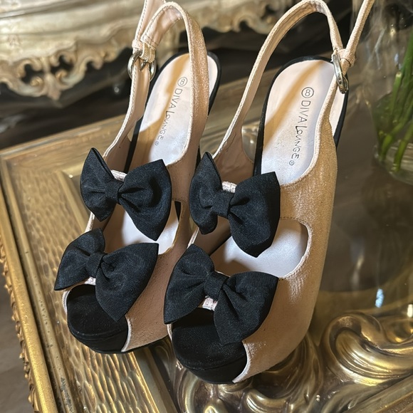 ๐ค๐Diva Lounge Felina 22 Black and Blush Bow Heels ๐๐ค - Picture 6 of 7